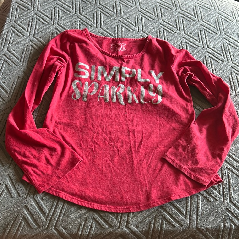 Cute girls, red long sleeve